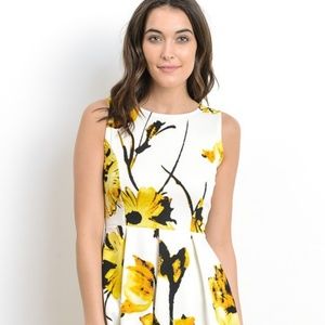 Size Small Left! Floral Midi Dress
